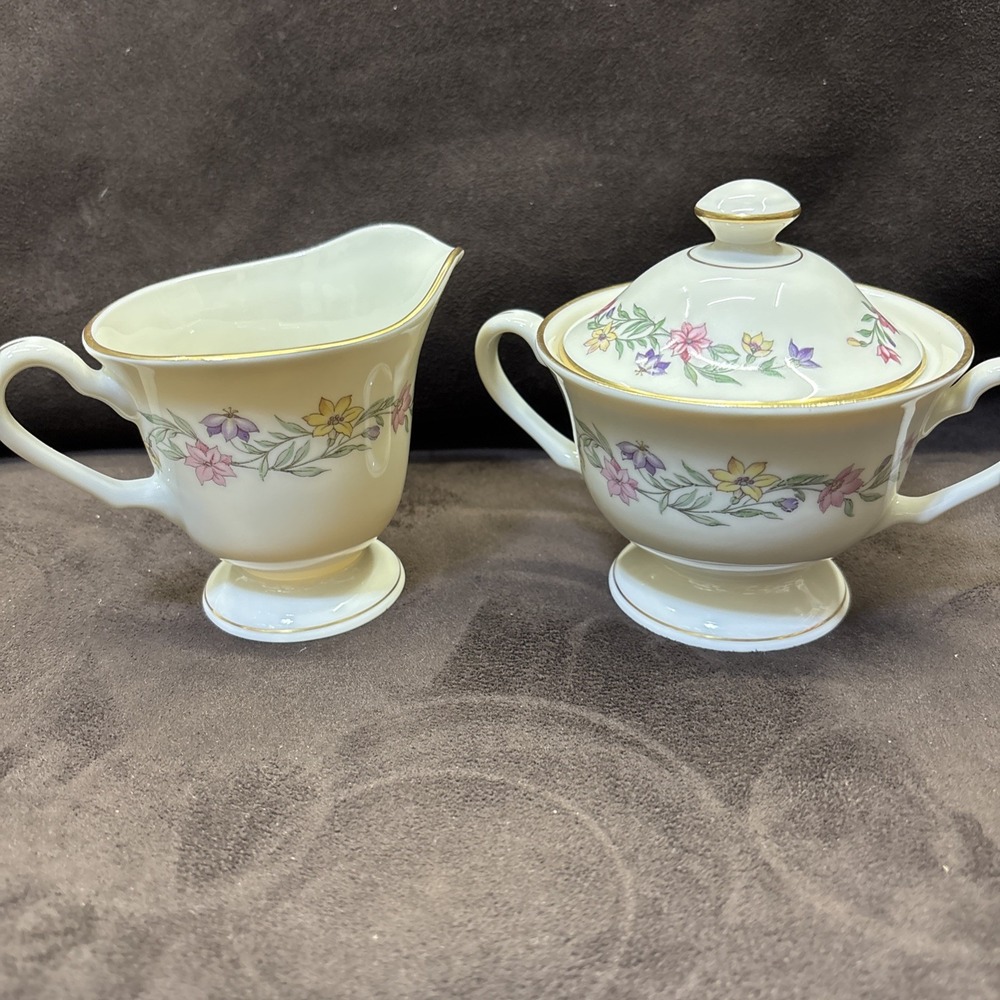 Pickax Garland 1043 Sugar Bowl And Creamer